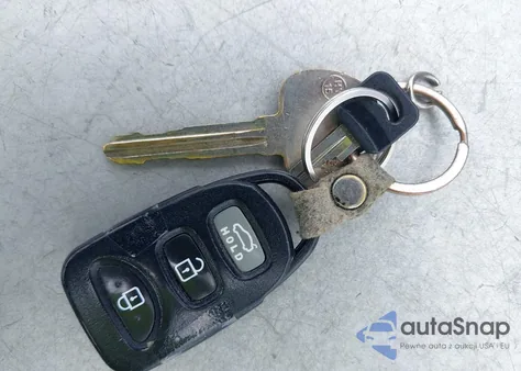 2012 Hyundai Elantra Gls (Ulsan Plant) z USA, uszkodzony, nr VIN KMHDH4AE4CU361364